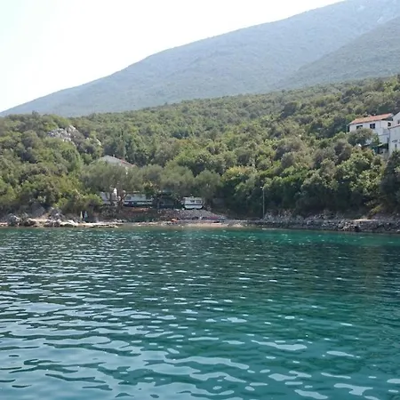 House By The Sea *
