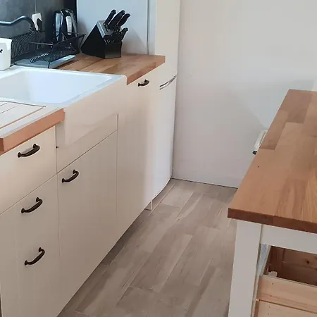 House By The Sea Apartment *
