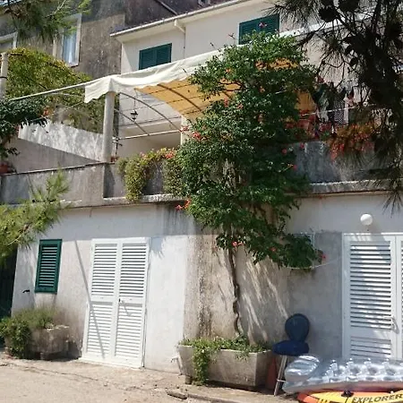 House By The Sea